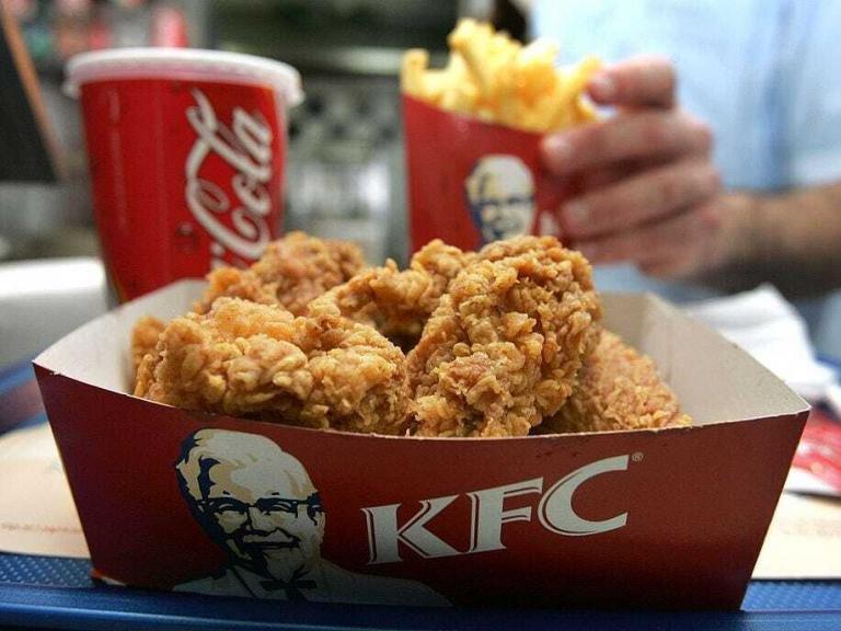KFC, 3D Bioprinter ile Laboratuvarda Yetiştirilen Tavukları Test Edecek