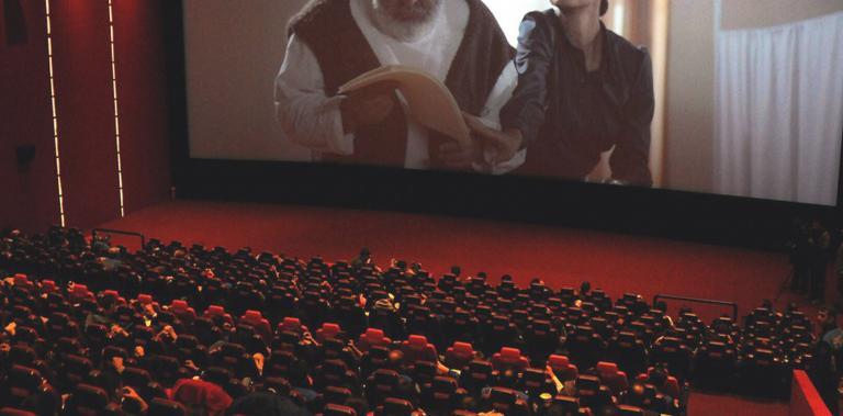 Sinema Sektörü Pandemi Etkisini Atlatamıyor. Cineworld 700 Sinemasını Kapatıyor