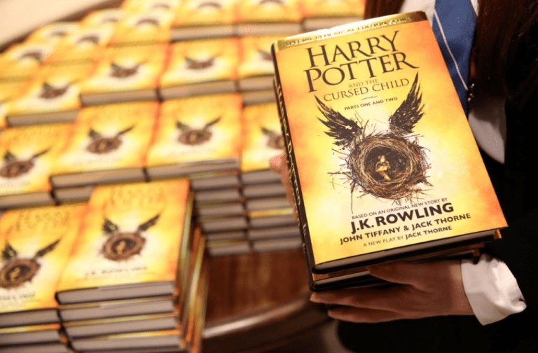 Harry Potter Kitaplarının Yayıncısı Karantinadan Dolayı Artan Kitap Satışlarının Etkisiyle Beklentilerini Revize Etti