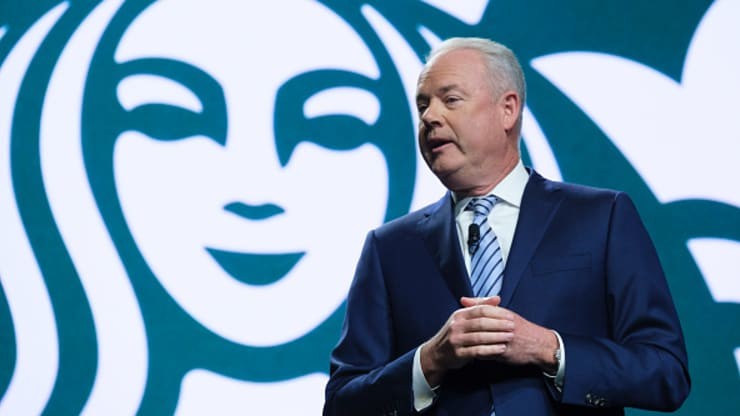 Starbucks Stadyum İsmi Olarak mı Kullanılacak?