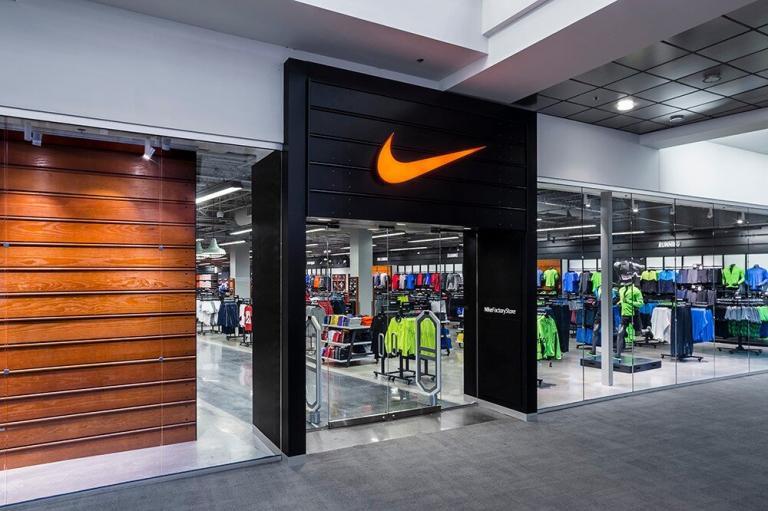 Sporla Yeniden Konumlanmak Yetiyor mu? Nike ve Lululemon’un Çin Sınavı