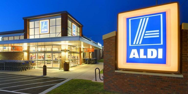 Aldi UK, Maliyetleri Düşürmek İçin Mağaza Saatlerini Kısaltmayı Test Ediyor