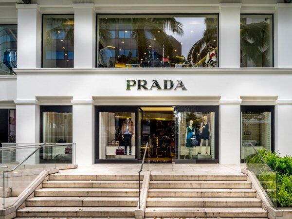 Prada İkinci El Modayı Fırsat Olarak Görüyor
