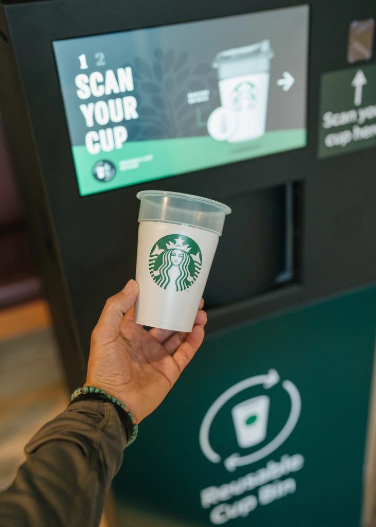 starbucks tek kullanımlık bardakları kaldırmak i̇stiyor: yeni yıkama i̇stasyonları ile tanışın 4 starbucks tek kullanımlık bardak