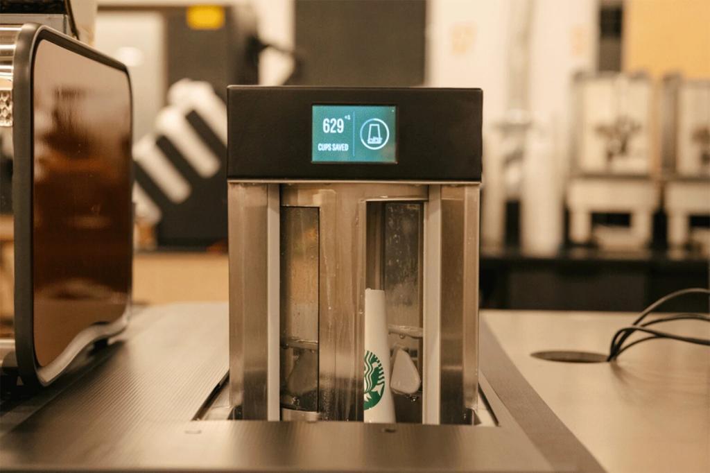 starbucks tek kullanımlık bardakları kaldırmak i̇stiyor: yeni yıkama i̇stasyonları ile tanışın 3 starbucks yıkama istasyonu