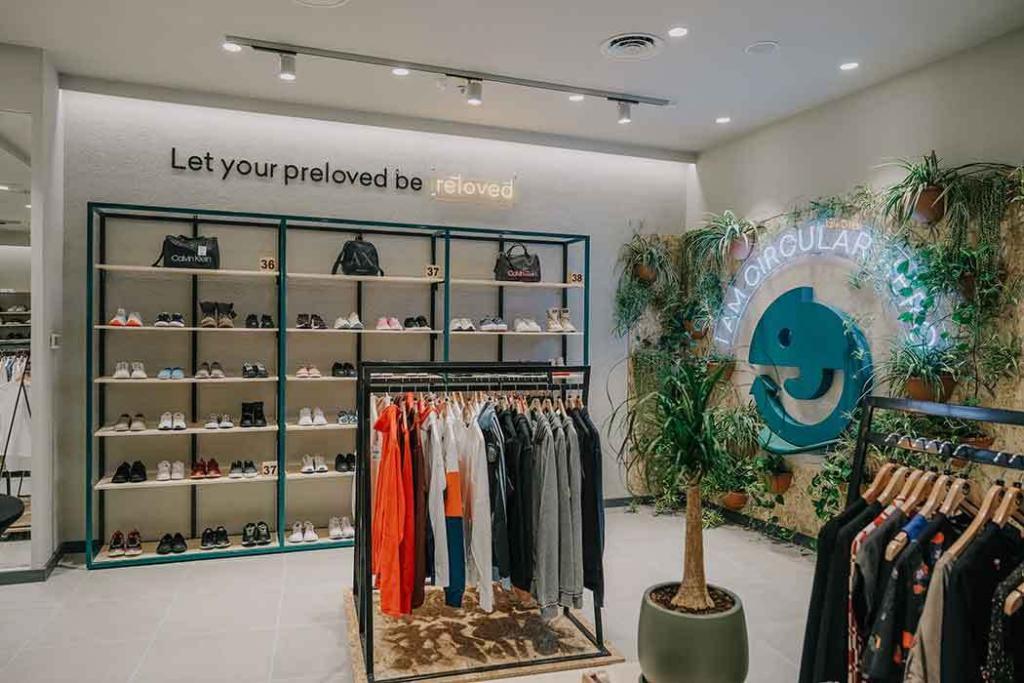 1628