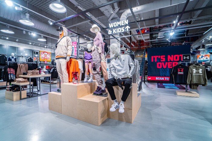 foot locker'ın yeni teknoloji odaklı amiral mağazasına yakından bakın