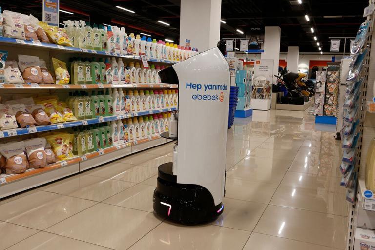 ebebek’ten Yeni Otonom Mağaza Robotu: ‘Beberob’