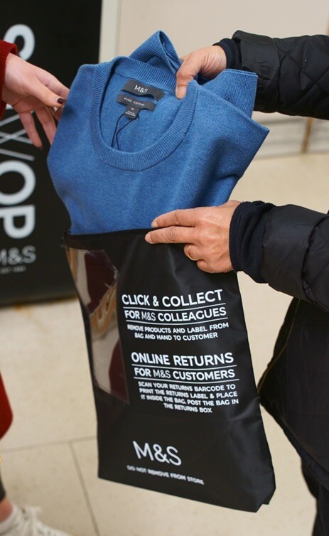 marks & spencer, plastik atıkları azaltmak için 'kendi çantanı getir' uygulaması başlattı