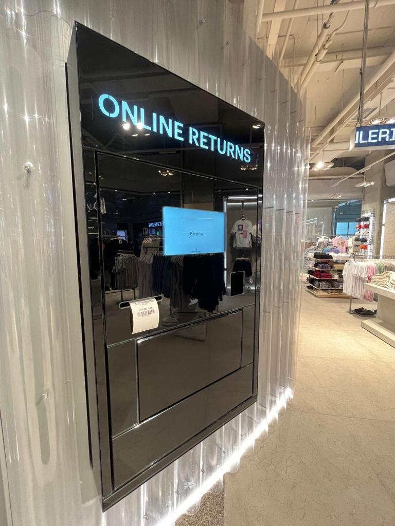 inditex, türkiye'deki i̇lk origen konseptli mağazasını açtı 20 bershka9