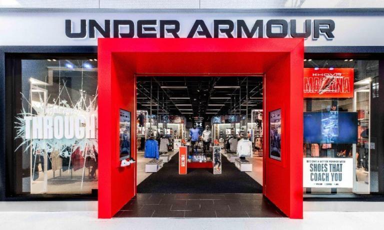 Under Armour Gelir Hedefini Düşürüyor