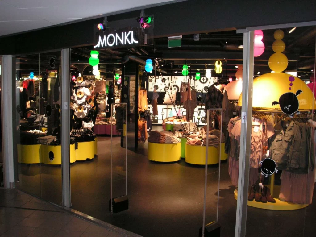 h&m, sabit satışlara rağmen satışlarda pandemi öncesi seviyeye geri döndü