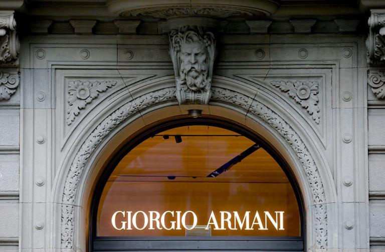 Armani, İtalya’da Sürdürülebilir Pamuk Üretimini Test Ediyor