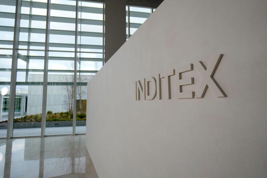 inditex mağaza ağını neden sürekli azaltıyor? 24 inditex mağaza ağını neden sürekli azaltıyor?