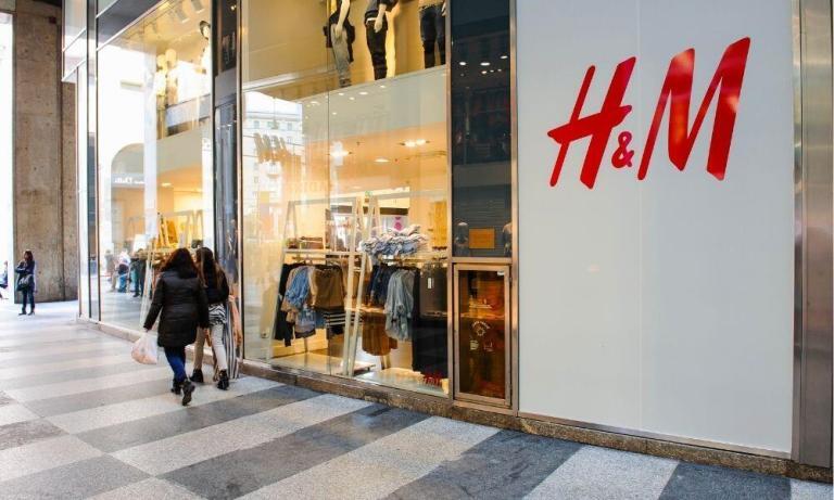 H&M, Satışların ‘Sabit’ Olduğunu Bildirdi
