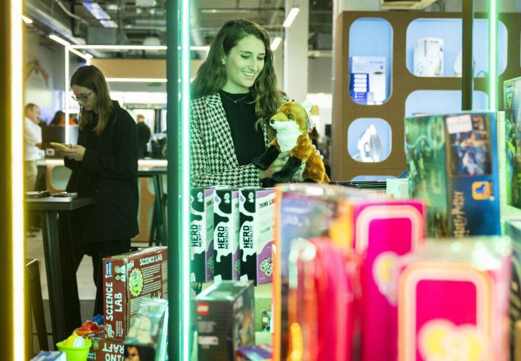 amazon, fiziksel i̇kinci el mağazasını açıyor 19 amazon, fiziksel i̇kinci el mağazasını açıyor