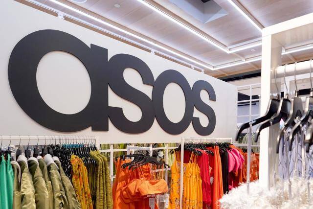 İngiliz Çevrimiçi Devi ASOS, İlk Fiziksel Perakende Pop-up Mağazasını Açtı