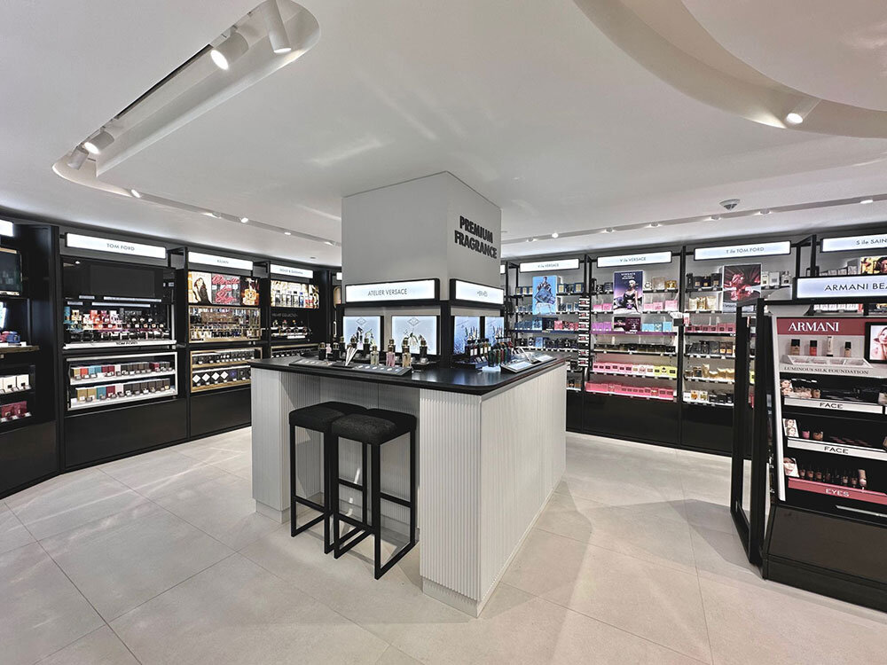 sephora'nın çok konuşulan bağdat caddesi amiral mağazasına yakından bakın 9
