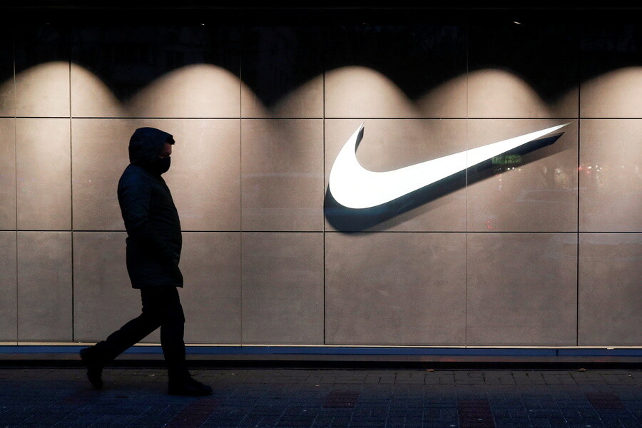 nike, çeyrek raporunu açıkladı: satışlar %9, net gelir %32 geriledi