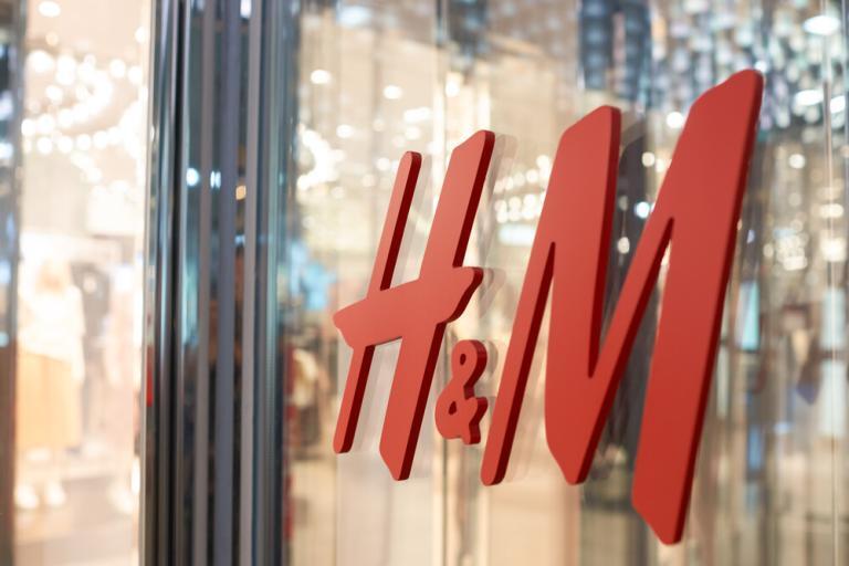 H&M’in Satışı Azaldı, Kârlılığı Arttı: Maliyet Disipliniyle Gelen Güçlü Çeyrek