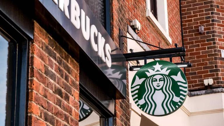 Starbucks, Satış Düşüşlerini Etkileyecek Yeni Önlemler Üzerine Çalışıyor