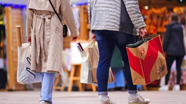 Avrupalı Perakendeciler Artan Nakliye Maliyetleri Nedeniyle Yeni Yıl Stoğu için Acele Ediyor