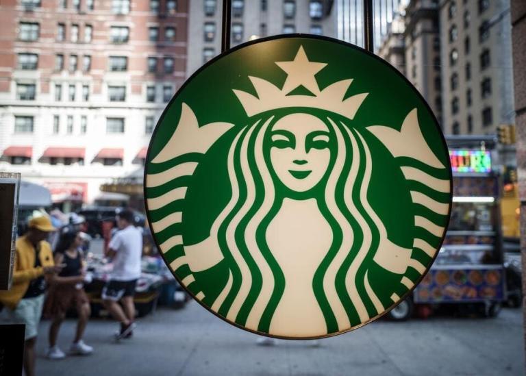 Starbucks Satışları Düşerken Stratejisini Yeniden Şekillendiriyor: Markadan Kritik Dönüşüm Adımları