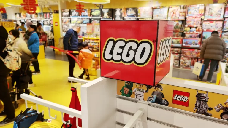 Lego’nun Geliri, Lego Fortnite ve Çeşitli Tuğla Setlerinin Desteğiyle %13 Arttı
