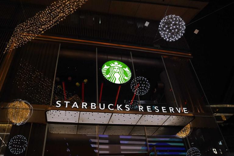 ‘Starbucks Reserve’ Markaya Yardımcı mı Oluyor Yoksa Engel mi?