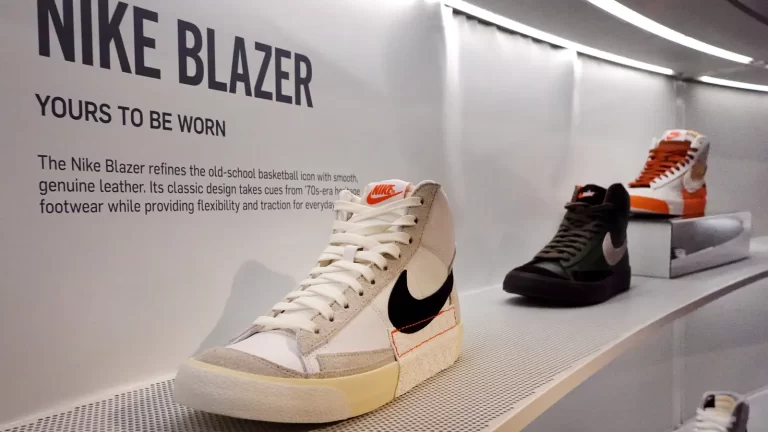 Nike Gençler Arasında Hala Popüler Ancak Payını Kaybediyor