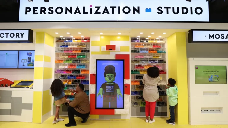 Lego, Benzersiz Mağaza Deneyimlerini Nasıl Oluşturuyor?