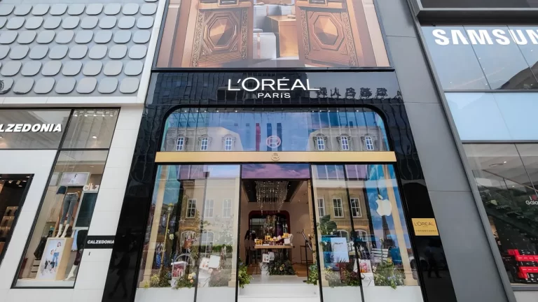 L’Oreal, Çin’in Hayal Kırıklığı Yaratmasının Ardından ABD’ye ‘Fırsatlar Ülkesi’ Olarak Bakıyor