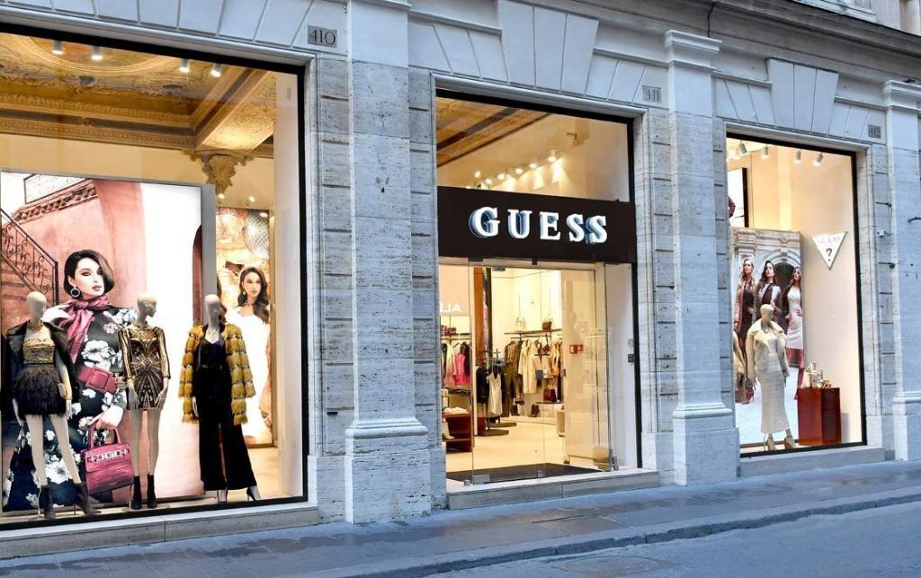 guess, reebok’un sahibi authentic brands group’un bünyesine katıldı 27 guess’e stratejik satın alma hamlesi
