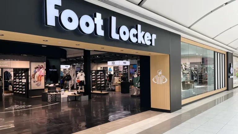 Foot Locker Sonuçları Spor Ayakkabı Sektörünün ve Nike’ın Önünde Hâlâ Daha Çok Sorun Olduğunu Gösteriyor