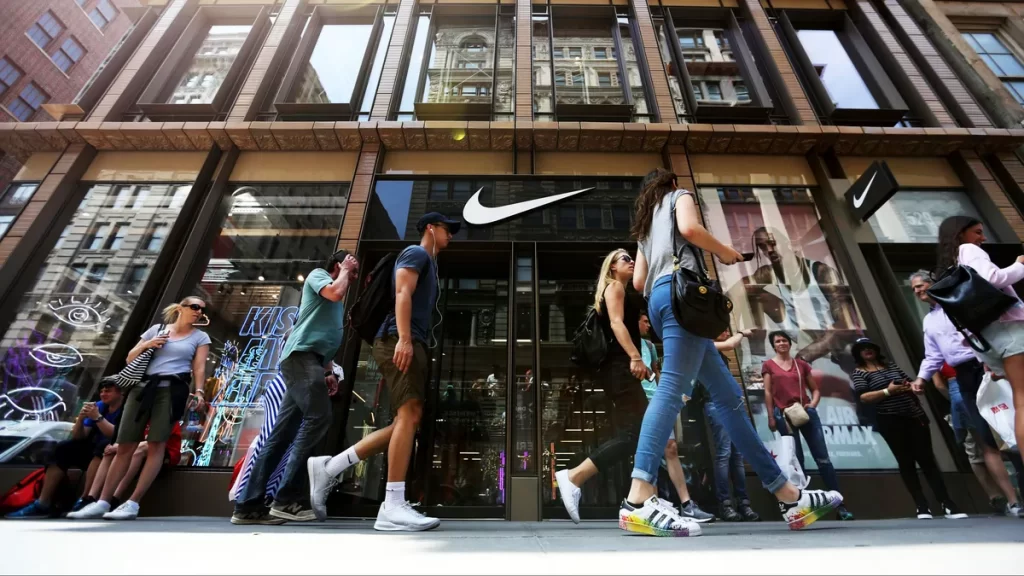 nike magaza genc