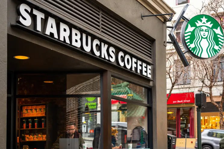 Starbucks Japonya Operasyonlarını Satmayı Planlıyor
