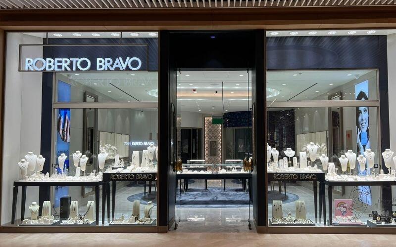 robert bravo magaza