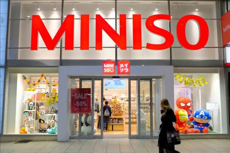 Miniso’nun Mikro-Fast Retailing Modeli: Az Maliyetle Yüksek Hızda Mağaza Açma Stratejisi