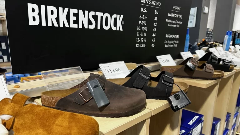 Birkenstock, Küresel Ölçekte Çift Haneli Büyümesini Sürdürüyor