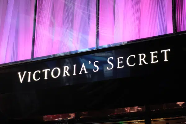 Victoria’s Secret, Satışlardaki Artışla Birlikte Tüm Yıl Beklentilerini Yükseltti