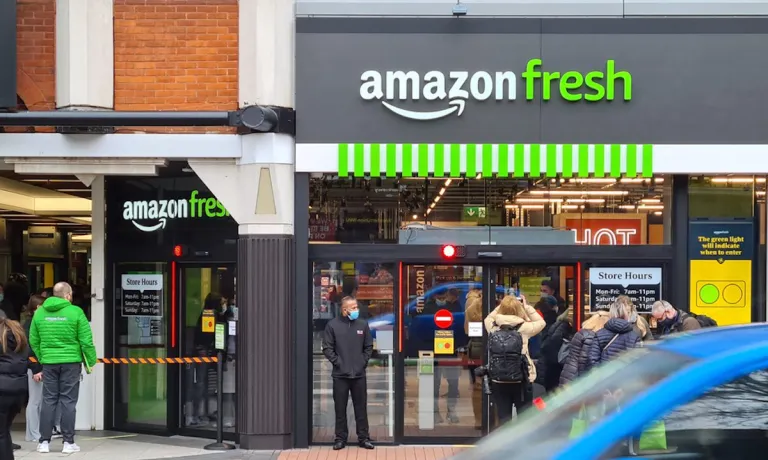 Amazon Fresh’ten Whole Foods’a: Stratejik Geri Adımın Nedenleri