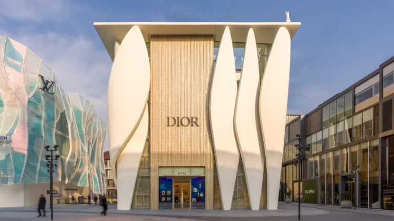 Dior’un Çin Hamlesi: Lüksün Yeniden Canlanan Pazarında Stratejik Bir Atılım