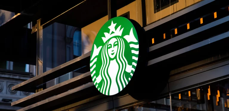Starbucks 2026’ya Güçlü Satışlarla Başladı Fakat Kârlılık Baskısı Sürüyor