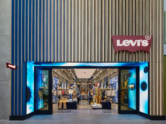 levis gelirleri artıyor: baskıya rağmen büyüme sürüyor 30 levis