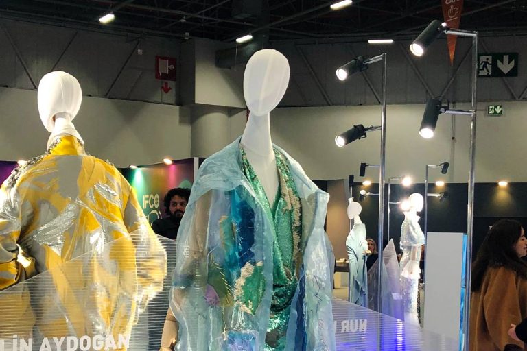 2027’nin Moda Trendinde Öne Çıkan Kavram: Gerçeklik ve İnsan Bağı