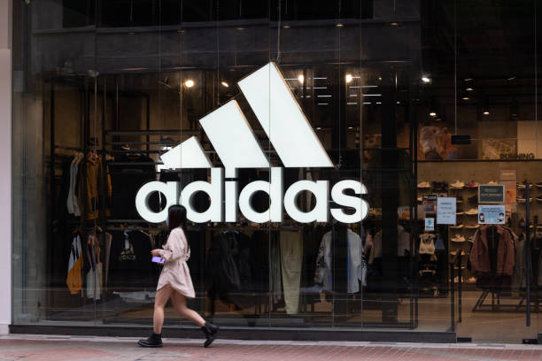 Adidas için Zorlu Dönem: Tarifeler ve Kur Baskısı Kârlılığı Gölgeliyor