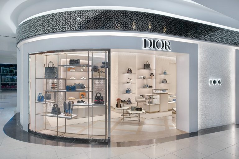 Orta Doğu’daki Gerilim Dubai’de Lüks Perakendeyi Yavaşlattı