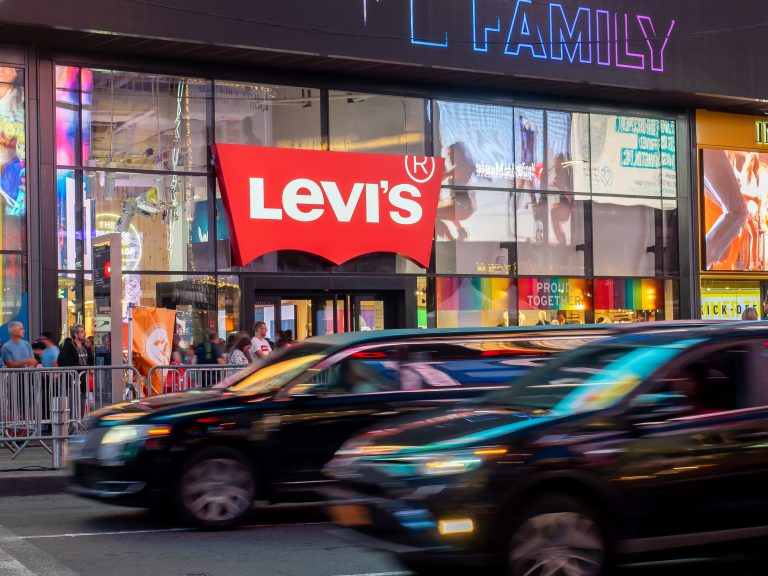 Levi’s, The North Face ve Columbia Büyümenin Yeni Adresini Kadın Tüketicilerde Görüyor