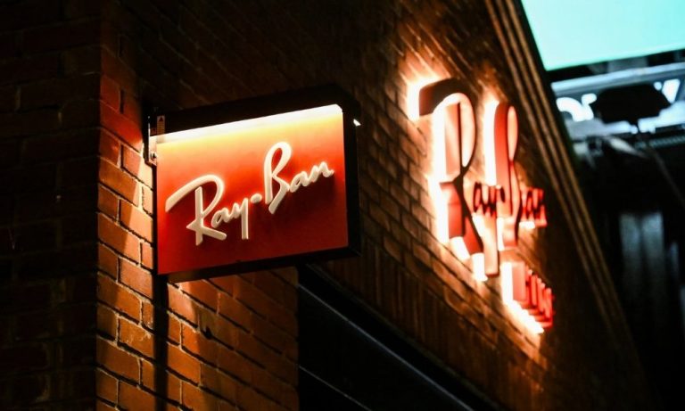 Ray-Ban’ın New York’taki İlk Deneyimsel Konsept Mağazasına Bakış
