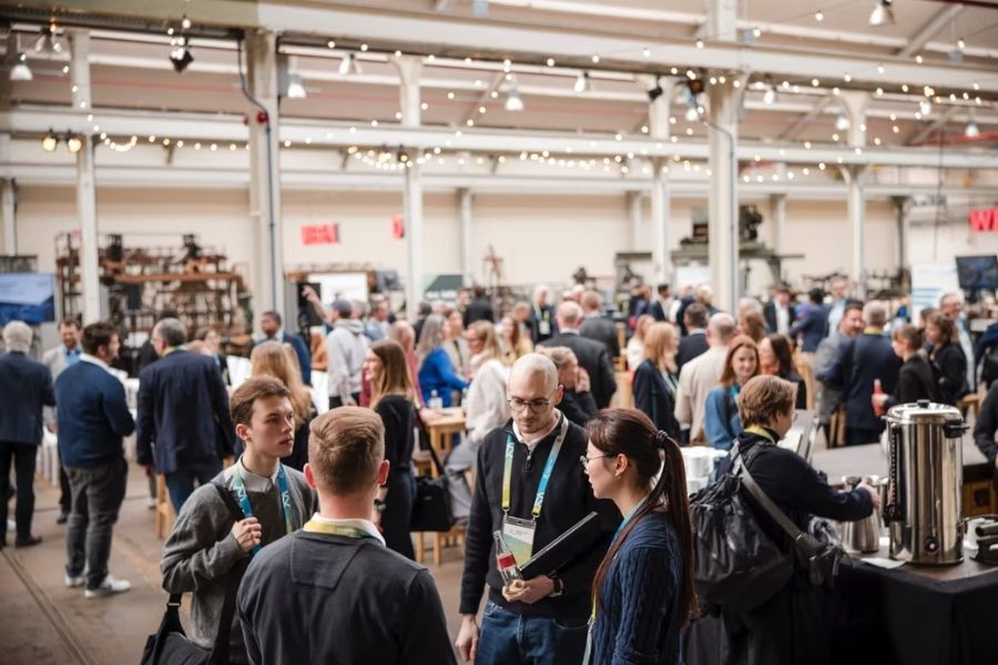 tekstilde üretim boşluğu büyürken almanya yeni nesil fabrika modeliyle sahaya i̇niyor 11 inventing industry 7.0 at textile factory 7.0